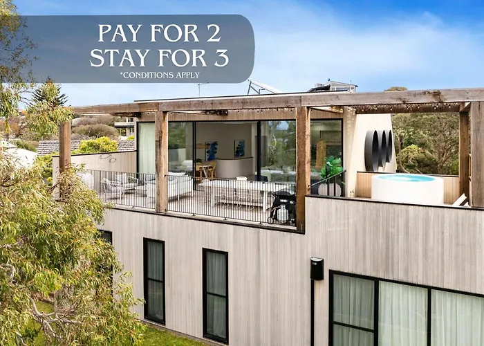 Santorini Blue Sorrento With Heated Spa And Stunning Views